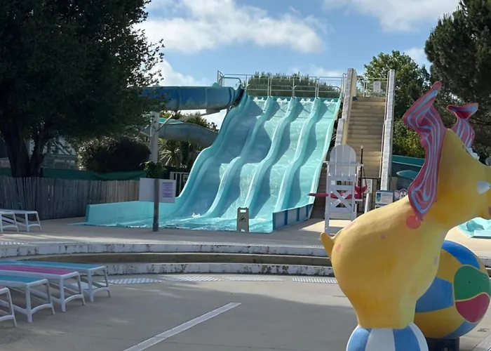 Mobil 253 La Reserve 4 Etoiles A Kemp Gastes